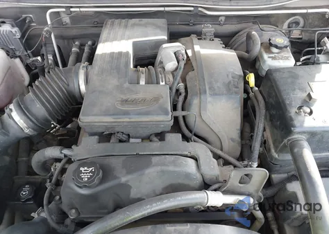 2004 GMC Canyon Sle из США, поврежденный, VIN 1GTCS196048179569